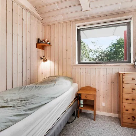 Bright, Spacious And Cozy Cottage, 200 M From The Dom wakacyjny *
